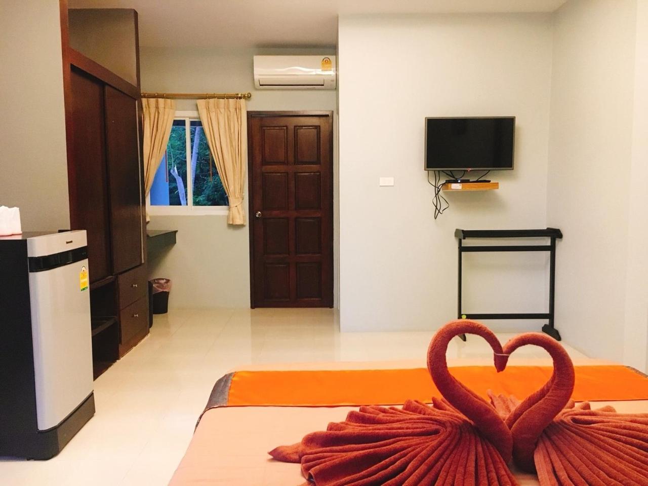 Bussarin Mansion Koh Yao Yai Aparthotel Ko Yao Yai Bagian luar foto